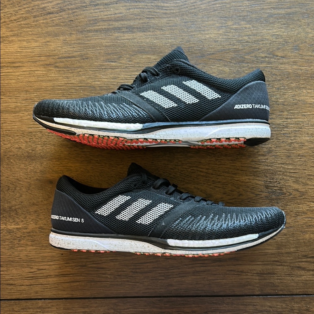 Adidas Takumi Sen 5 running shoe SZ 9.5